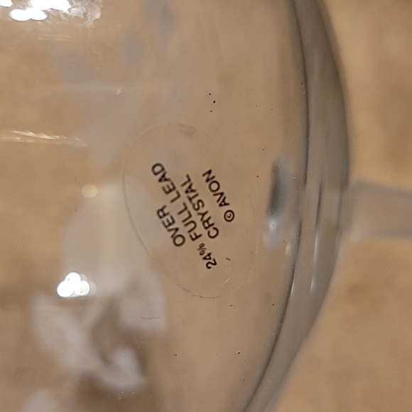 Etched Crystal Wine Glass - Picture 5 of 5